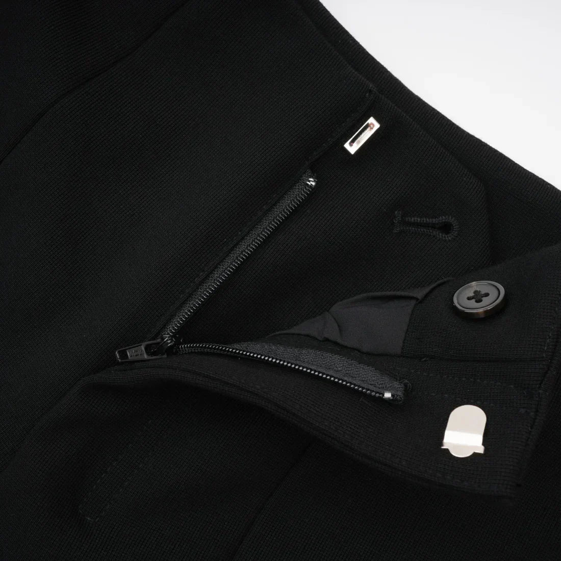 Дамски къси панталони + колан Classit Belt SS25-https://detail.1688.com/offer/809803272357.html?spm=a262uh.11734178.favorite-offers-offer-list-offer6.2.6edb2ef64qS5MQ-Thedresscode