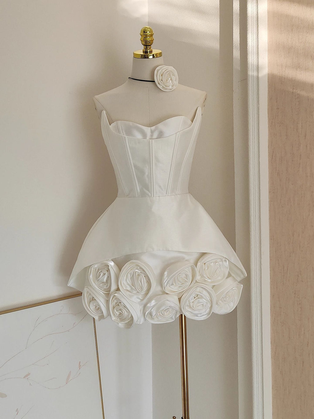 Dámské šaty White Rose Couture SS26
