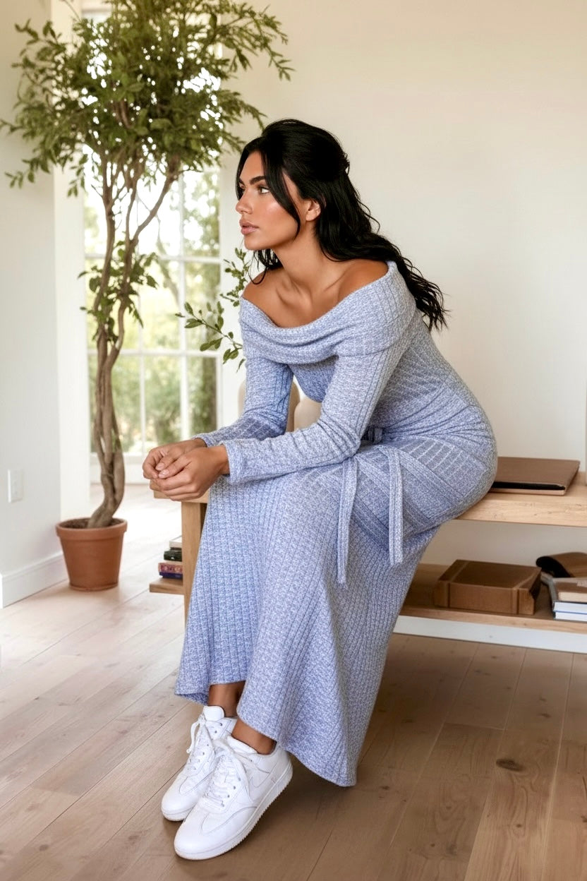 Рокля с голи рамене Monica