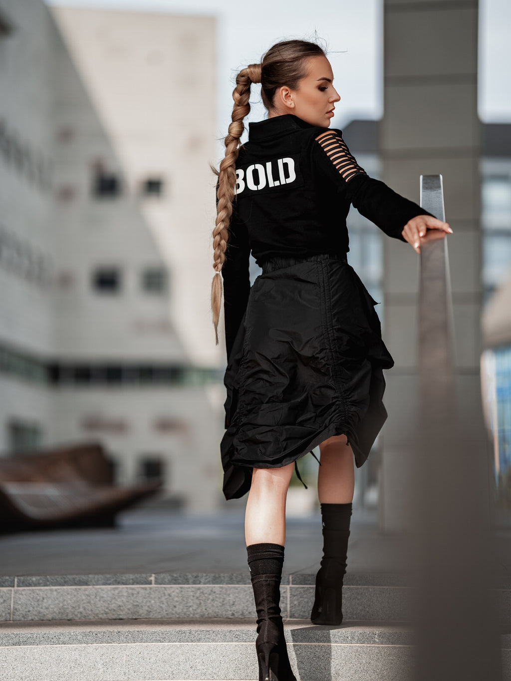 Черна рокля с връзки BOLD Fall-Winter